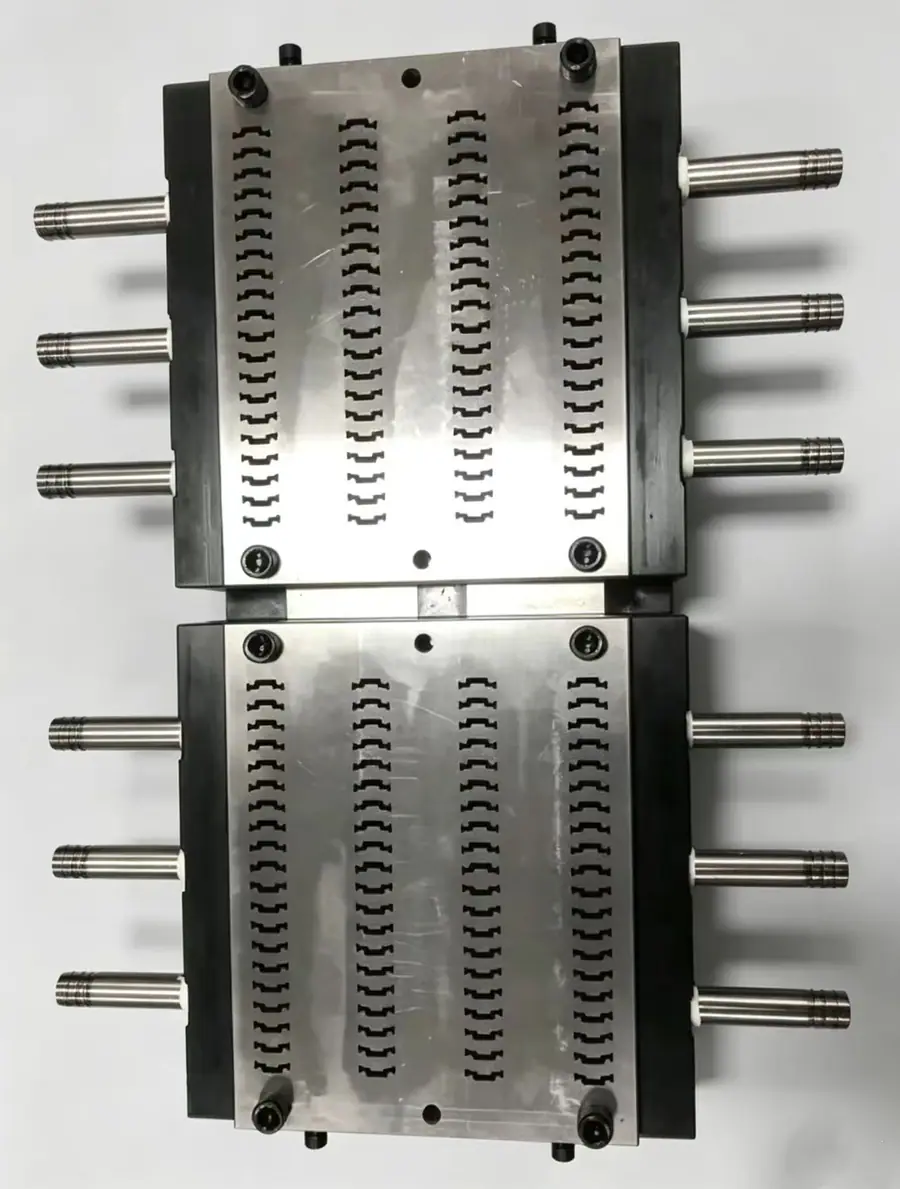 Precision Extrusion Molds
